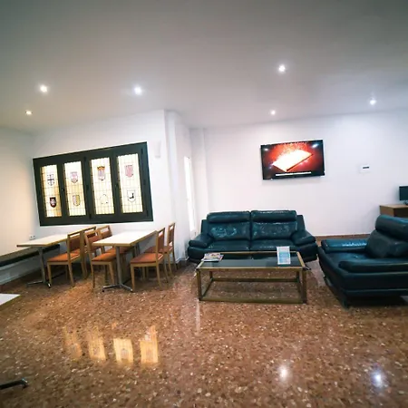 Alguer Camp Nou 2* Barcelona