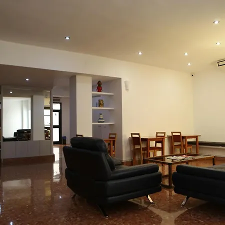 Alguer Camp Nou 2* Barcelona