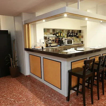 Hotel Alguer Camp Nou Barcellona