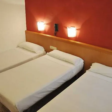 Otel Alguer Camp Nou