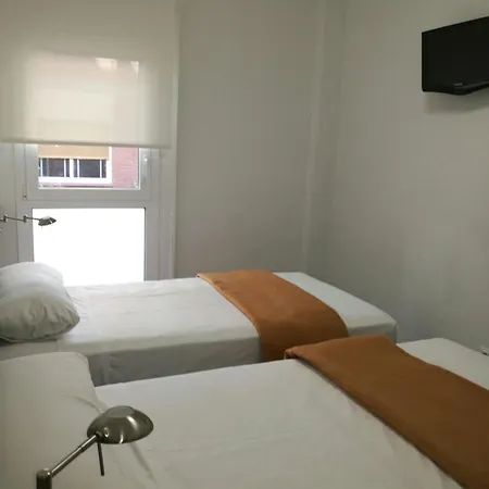 Otel Alguer Camp Nou 2*