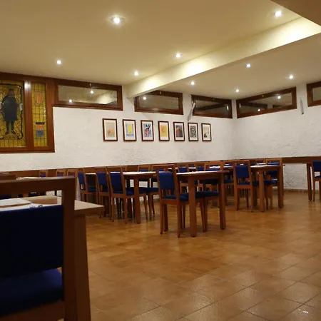 Otel Alguer Camp Nou 2*