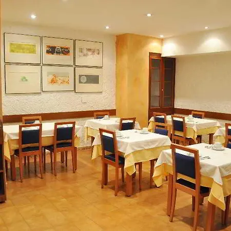 Alguer Camp Nou Hotel 2*